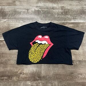 The Rolling Stones Short Sleeve Graphic Tee Crop Top Size Medium